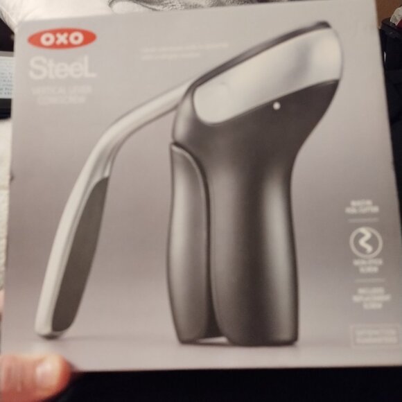 OXO Steel Vertical Lever Corkscrew - Picture 1 of 3